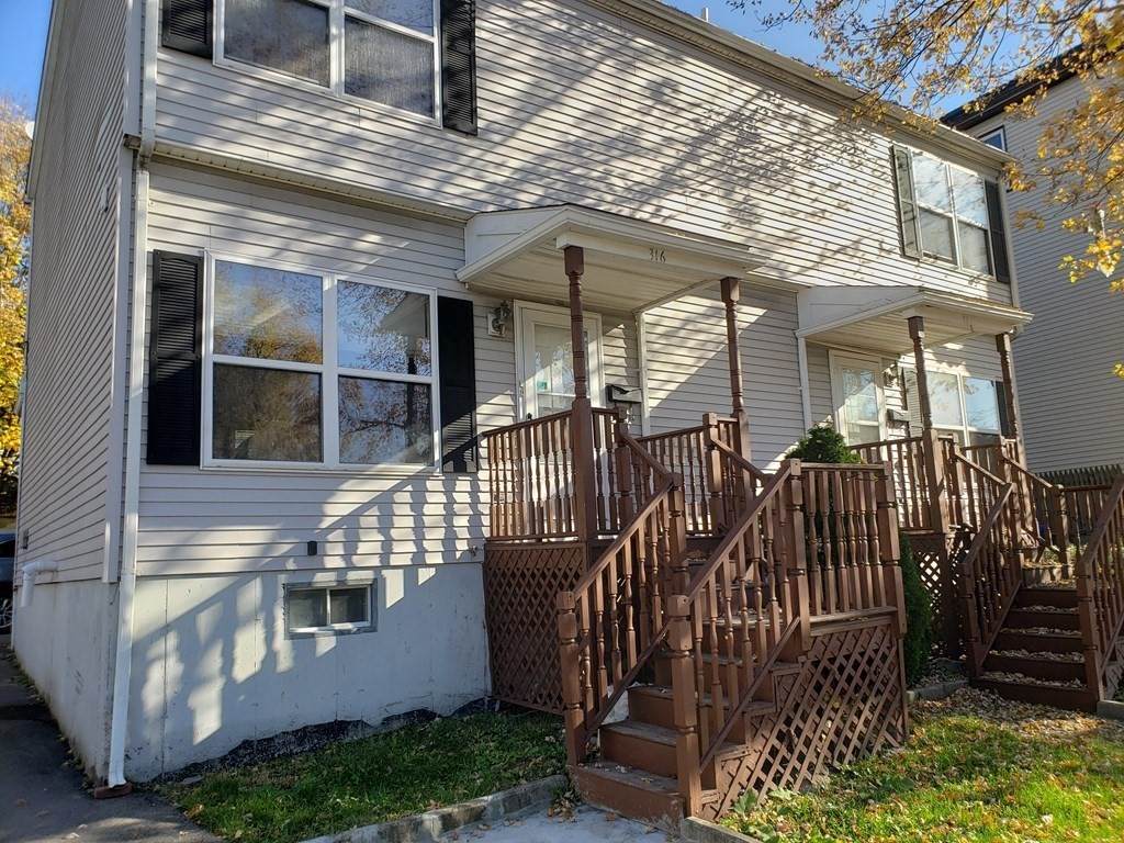 314-318 Washington St - Photo 1