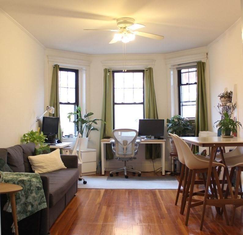 384 Riverway - Photo 1