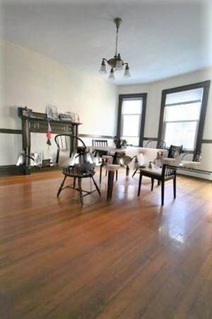 67 Dana St - Photo 1