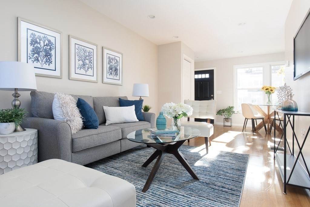 284 Riverside Ave - Photo 1