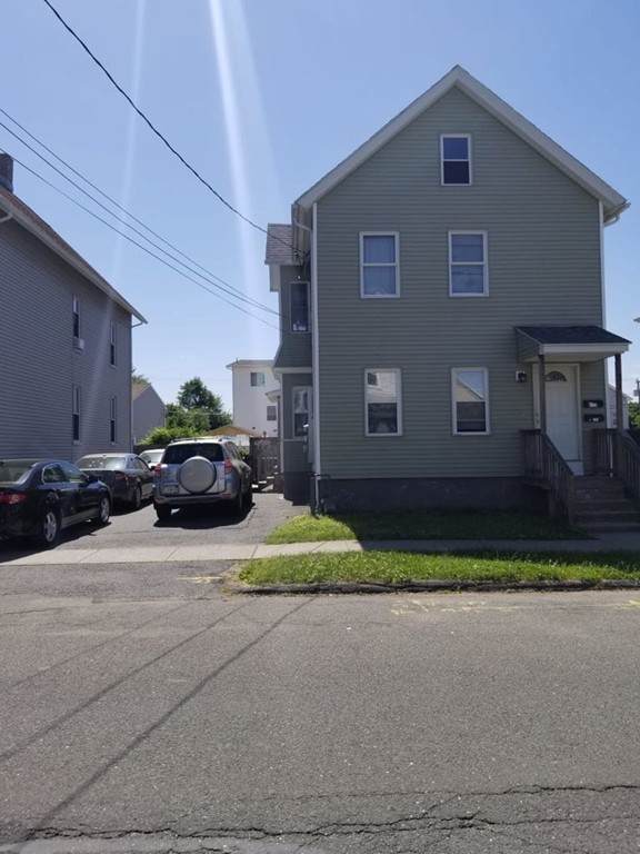 31 Russell St - Photo 1
