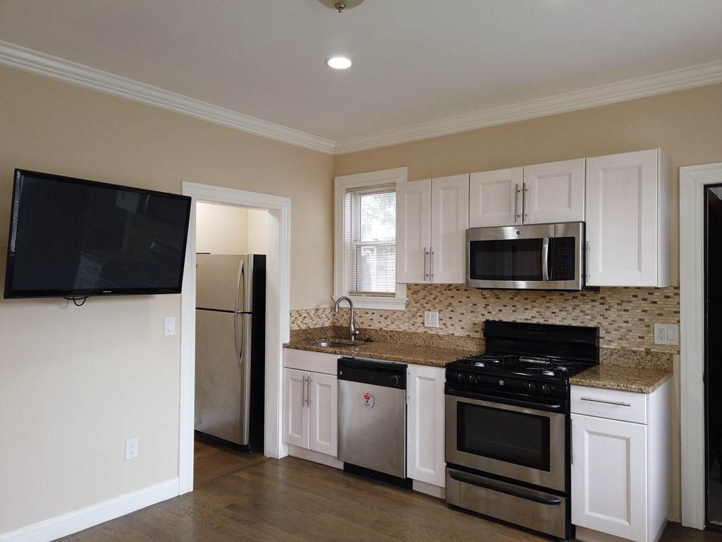 8 Buckley Avenue - Photo 1
