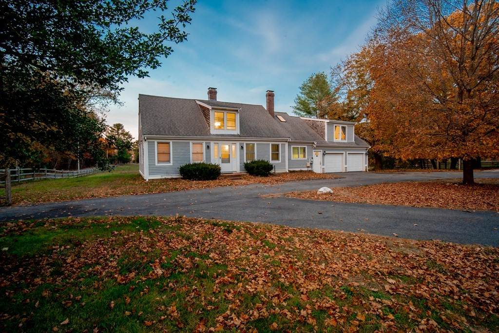 151 Fuller St - Photo 1