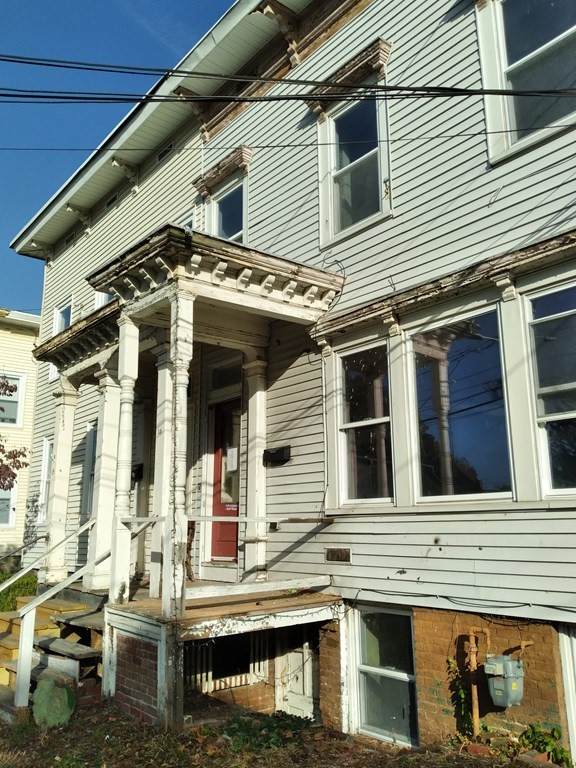 13 Green Ave - Photo 1
