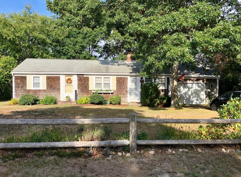 8 Canary Lane - Photo 1