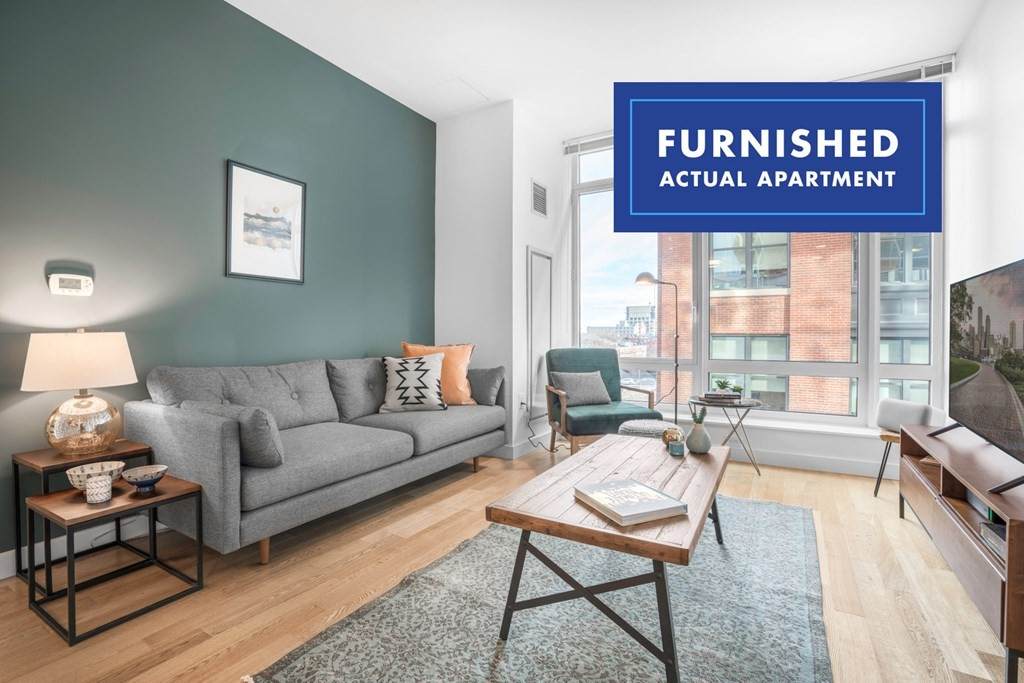 135 Clarendon Street - Photo 1