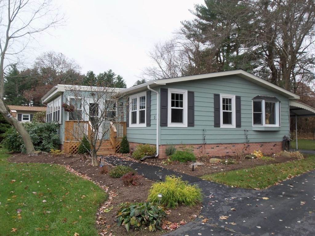 5 Wildwood Drive - Photo 1