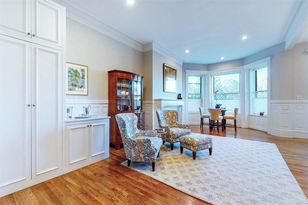 488 Beacon St - Photo 1