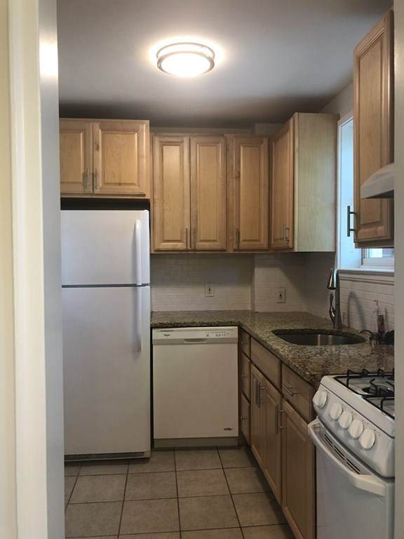 150 Beacosfield - Photo 1