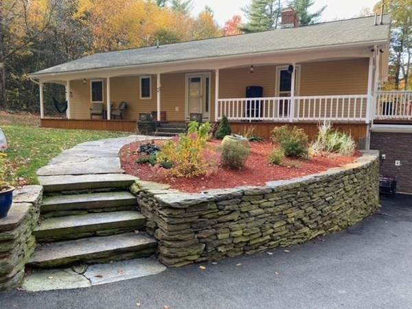 73 W Pelham Rd - Photo 1
