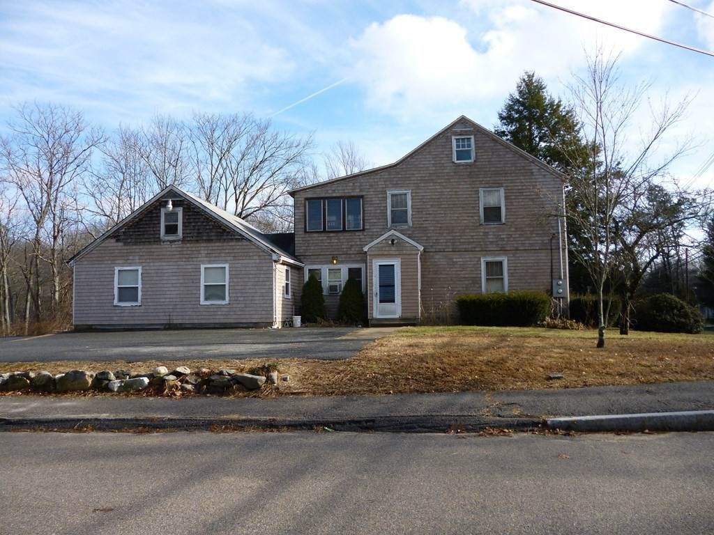 218 Thurber Ave - Photo 1