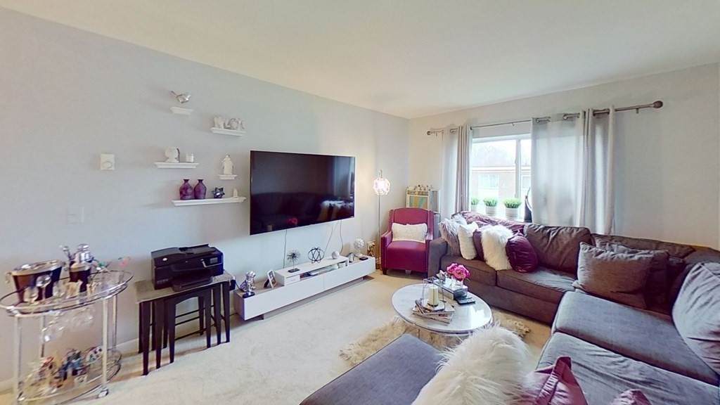 9 Weld St - Photo 1