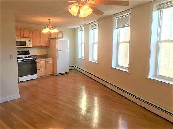 382 North Street - Photo 1