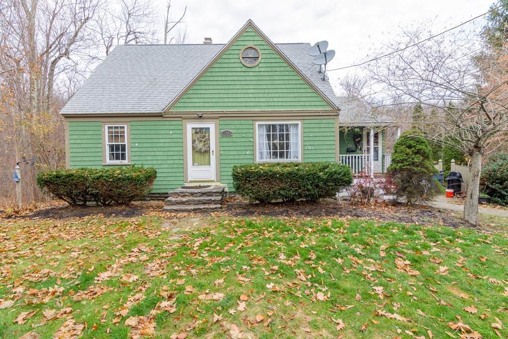 174 Pleasant St - Photo 1