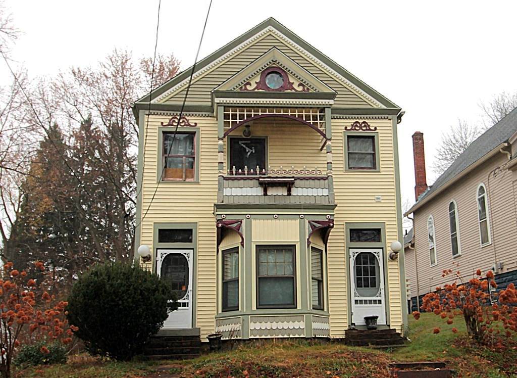 28 Somers Rd - Photo 1