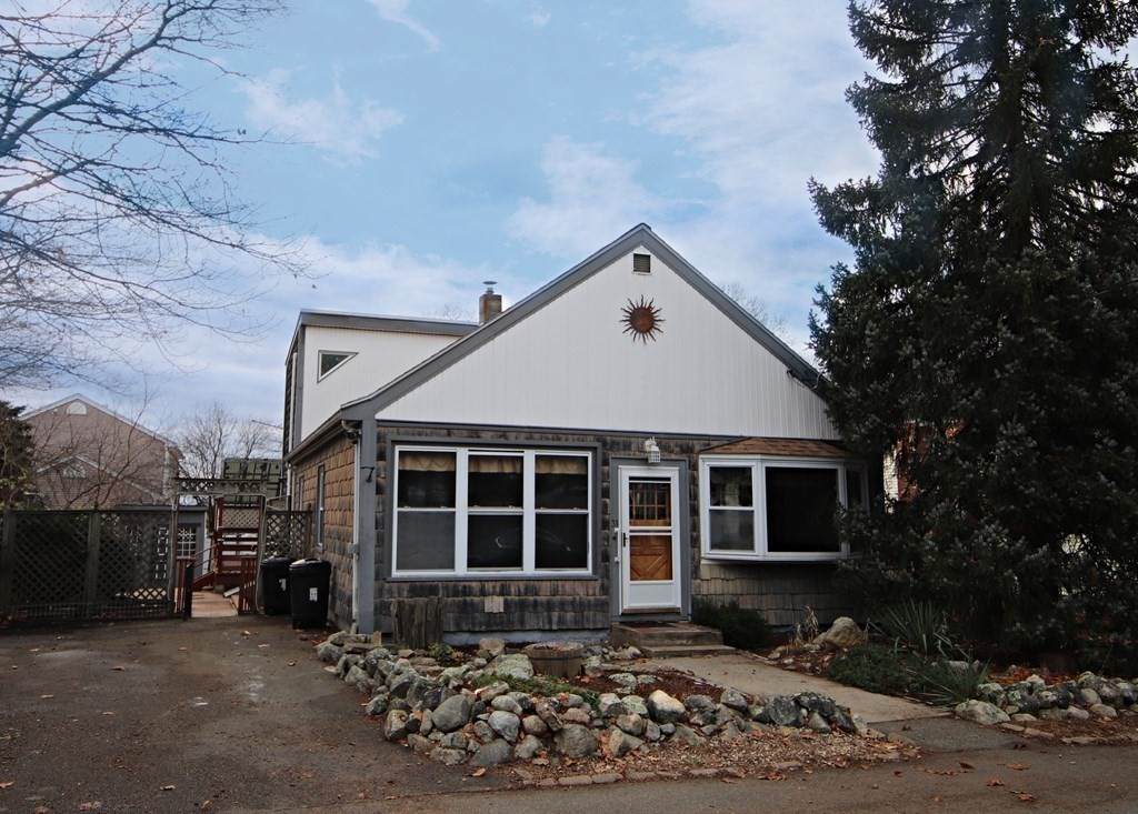 31 Old County Road - Photo 1