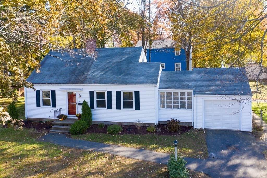 25 Mayflower Rd - Photo 1