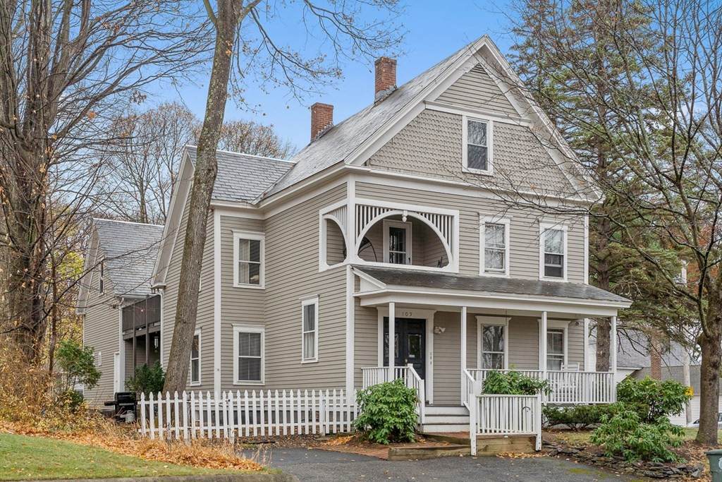 103 Grove Ave - Photo 1