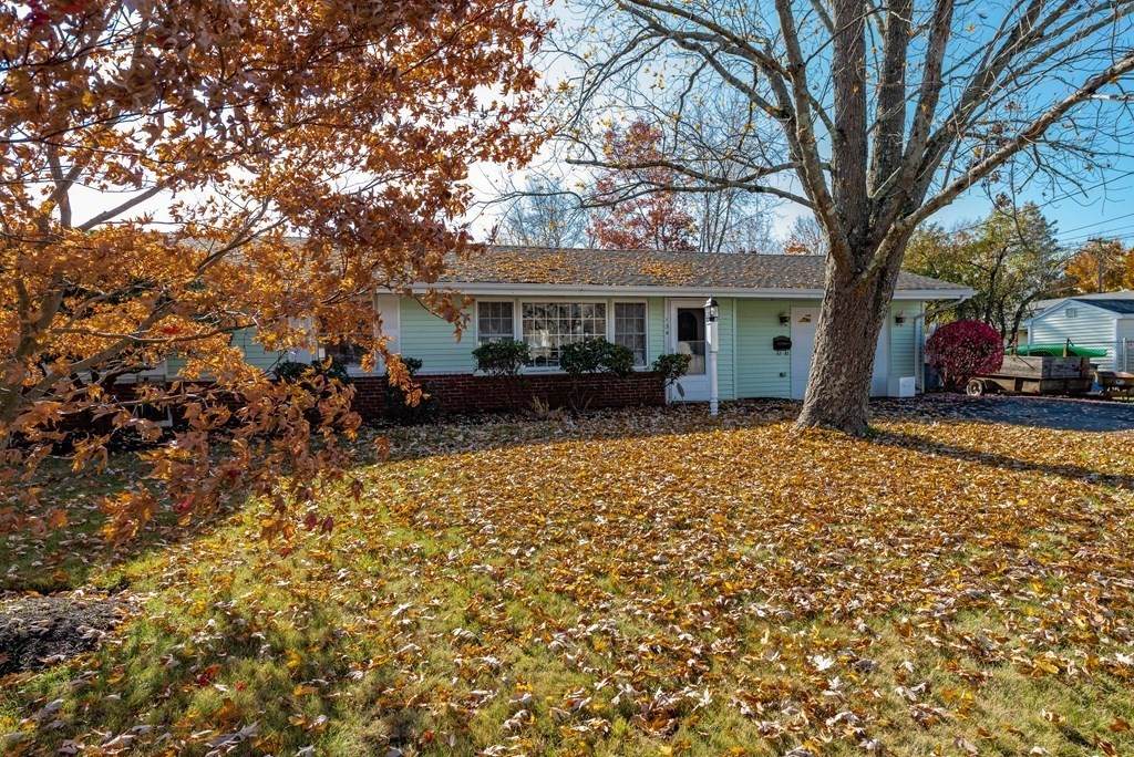 134 Nicholson Dr - Photo 1