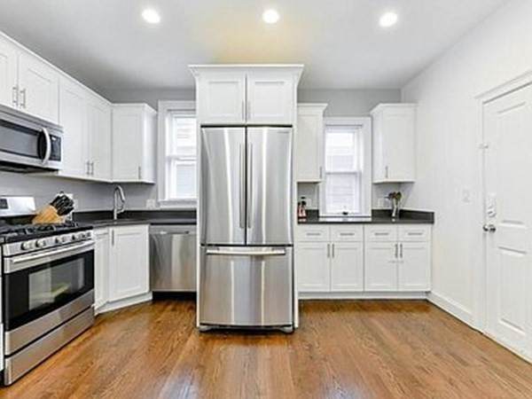 229 Princeton - Photo 1