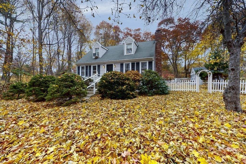 320 Fairmount Ave - Photo 1