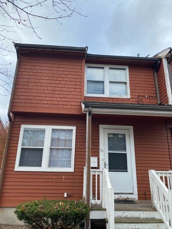 16 Champlain Circle - Photo 1
