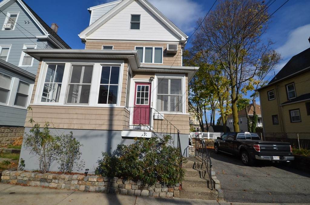 193 Springvale Ave - Photo 1