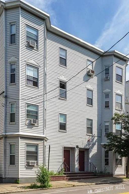 15 Aspinwall Ave - Photo 1