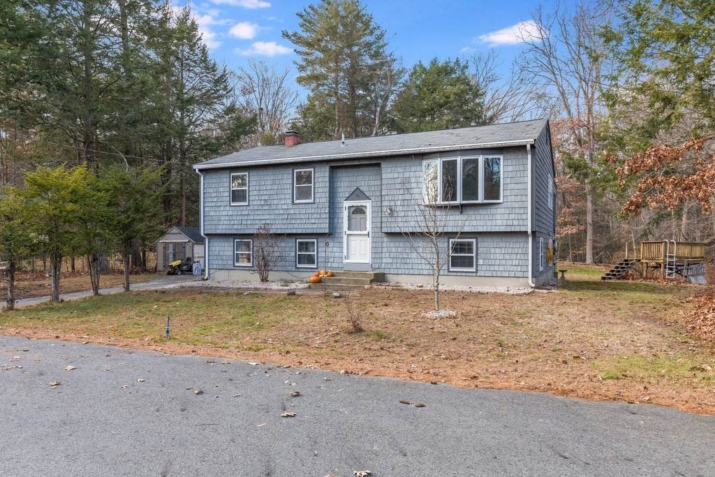 12 Bayberry Ln - Photo 1