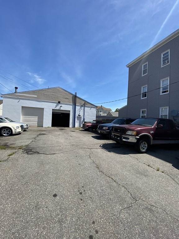 830 Globe St - Photo 1