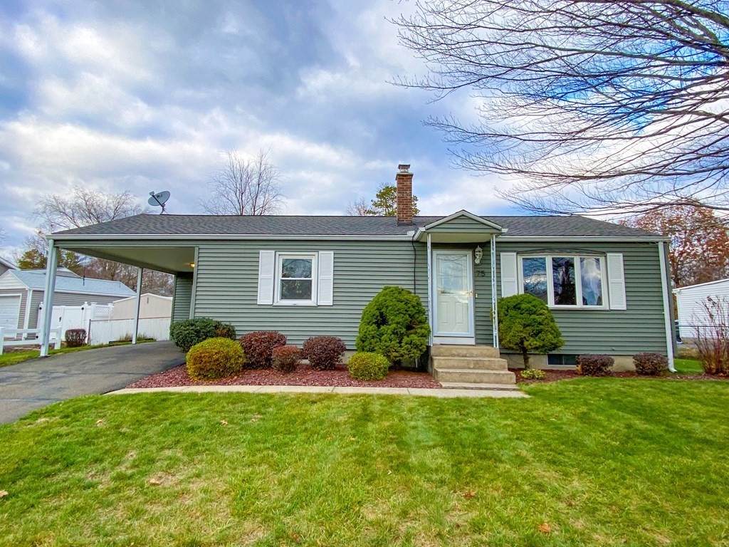 75 Greenpoint Cir - Photo 1