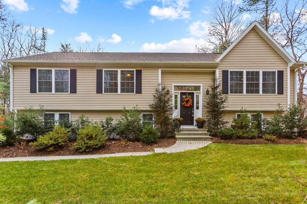 110 Balcom St - Photo 1