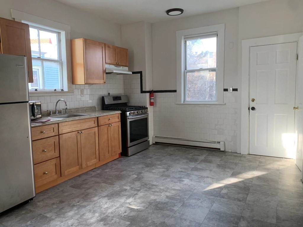 32 E Cottage - Photo 1