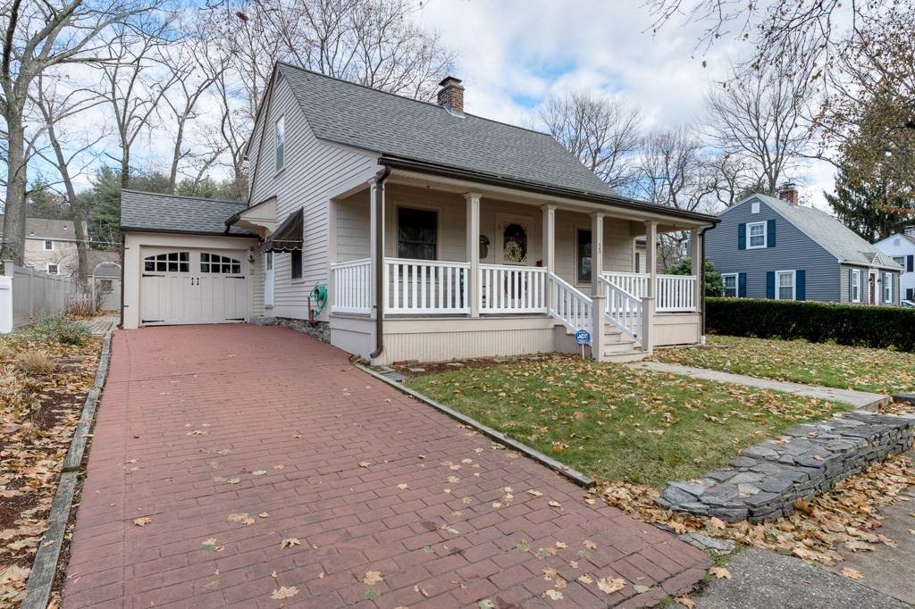 15 Westbrook Rd - Photo 1