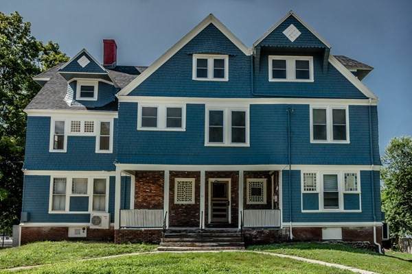 11 Park St - Photo 1