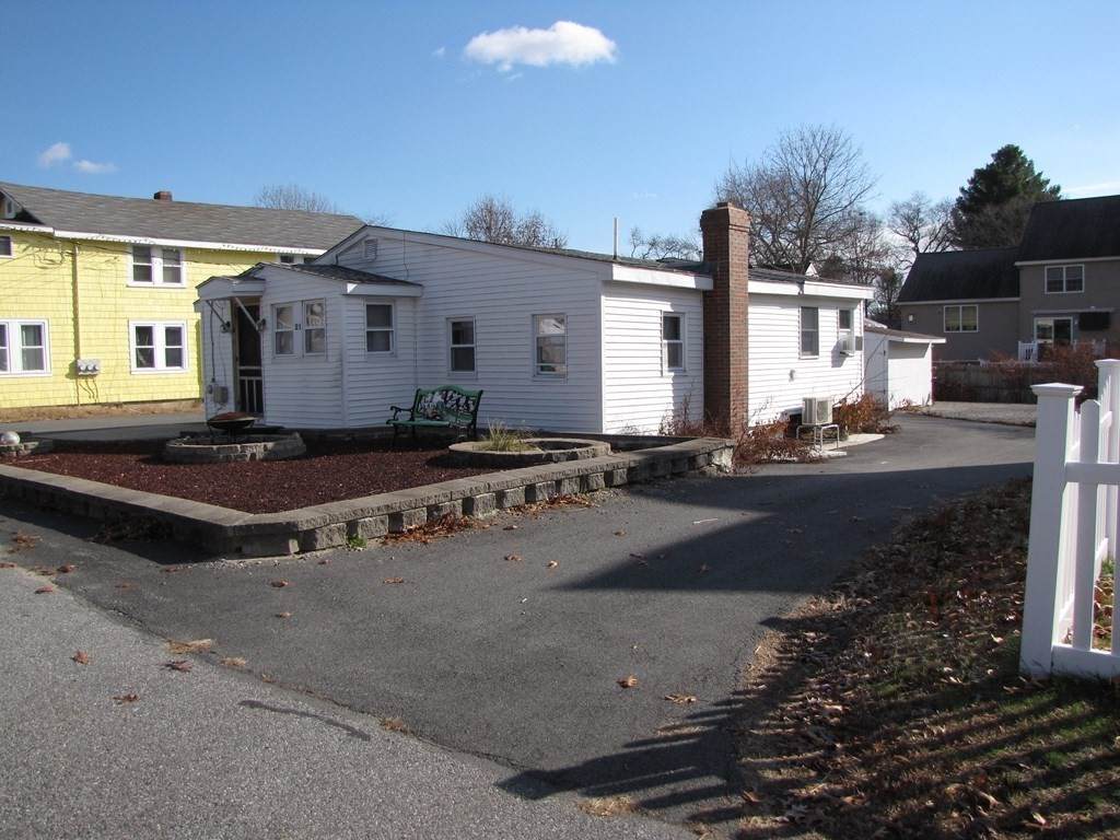 21 Liberty St - Photo 1