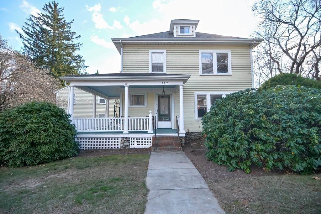 1032 Main Street - Photo 1