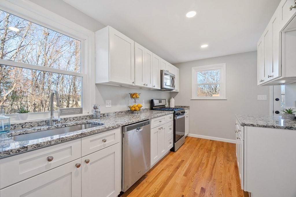 21 Glen Forest Ln - Photo 1