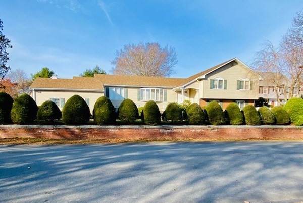 15 Jordan Ave - Photo 1