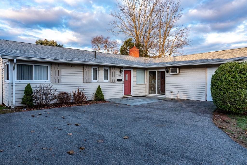 7 Tara Rd - Photo 1