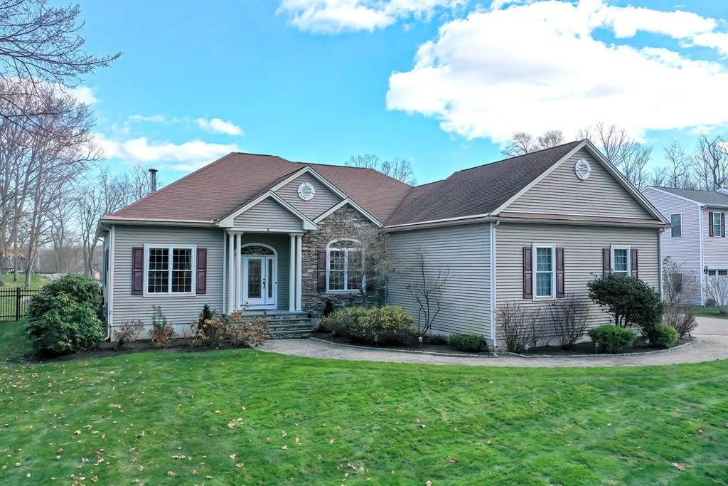 8 Wild Acres Road - Photo 1