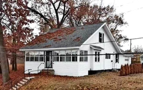 112 Lake Dr - Photo 1