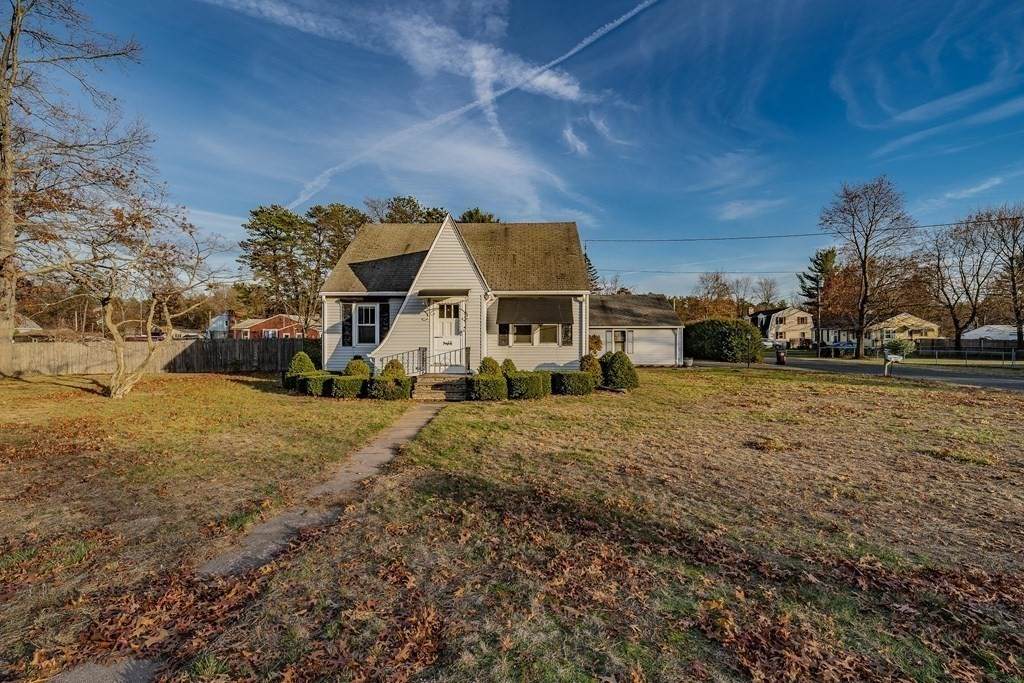 315 Southampton Rd - Photo 1