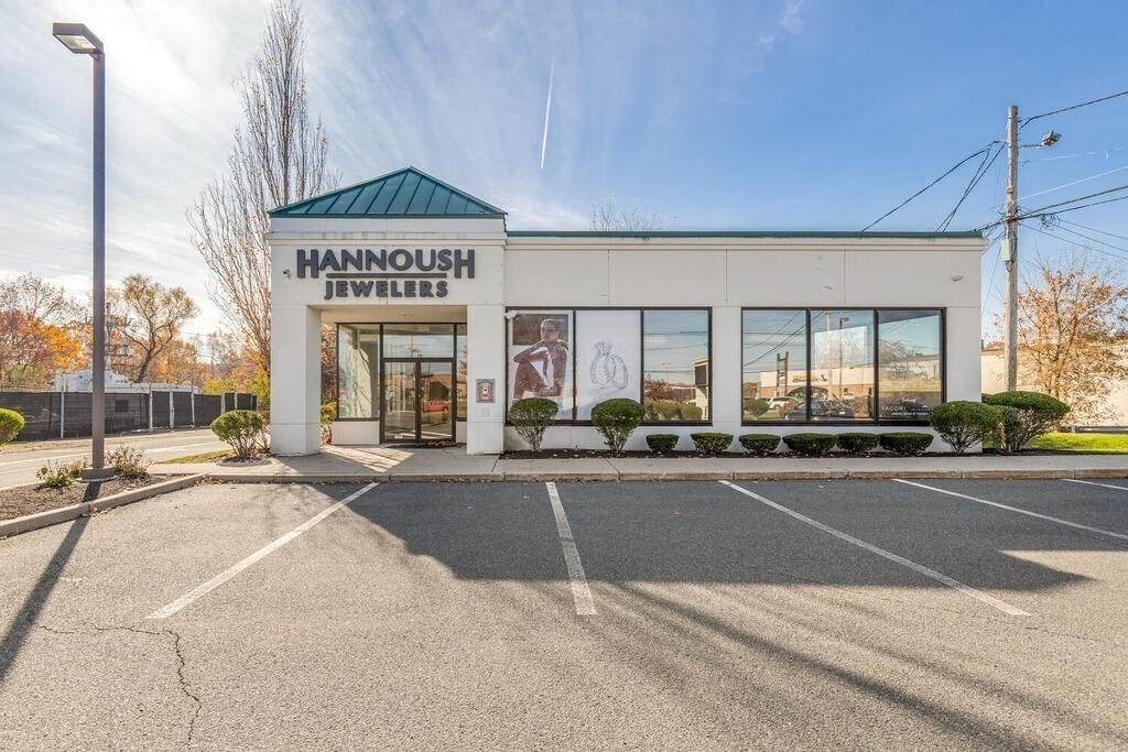 150 Andover Street - Photo 1