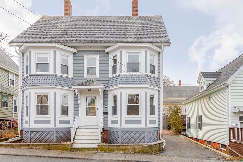 7 Harold Ave - Photo 1