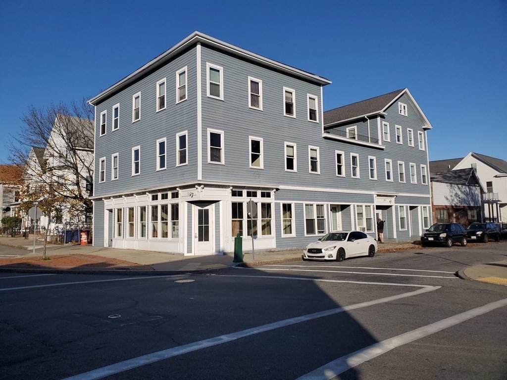 124 S 6Th St - Photo 1