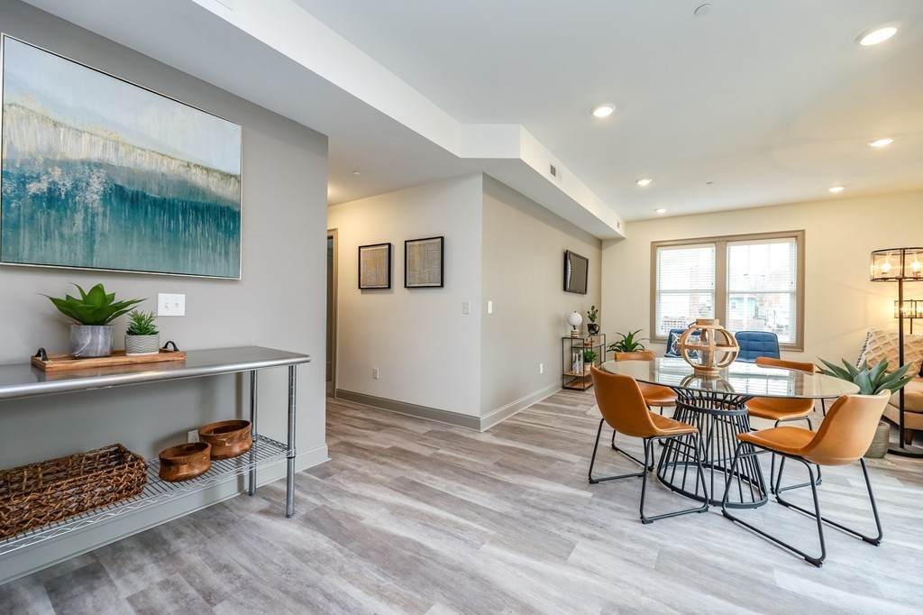 105 Porter Street - Photo 1