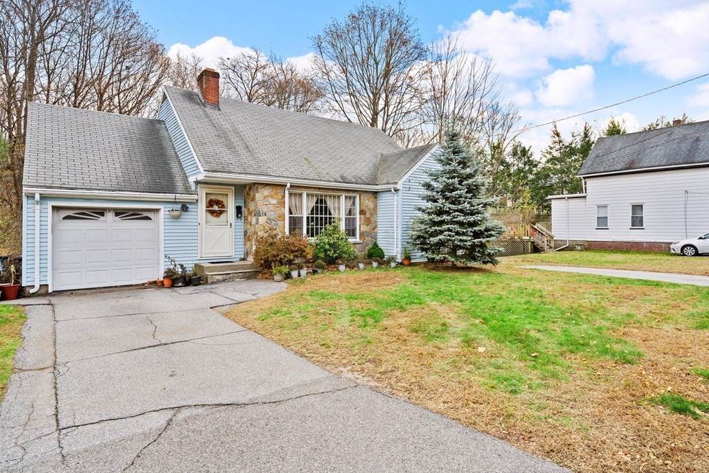 52 Pond Street - Photo 1