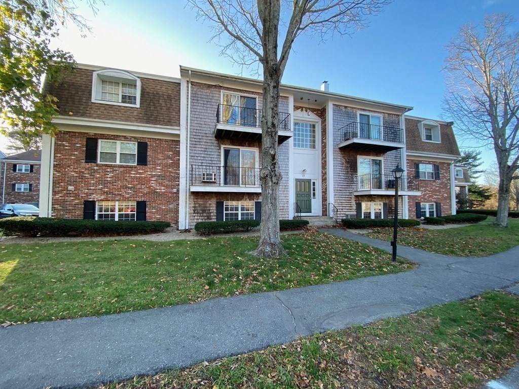 13 Chapel Hill Dr - Photo 1