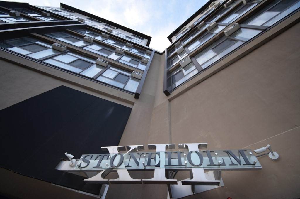 12 Stoneholm Street - Photo 1